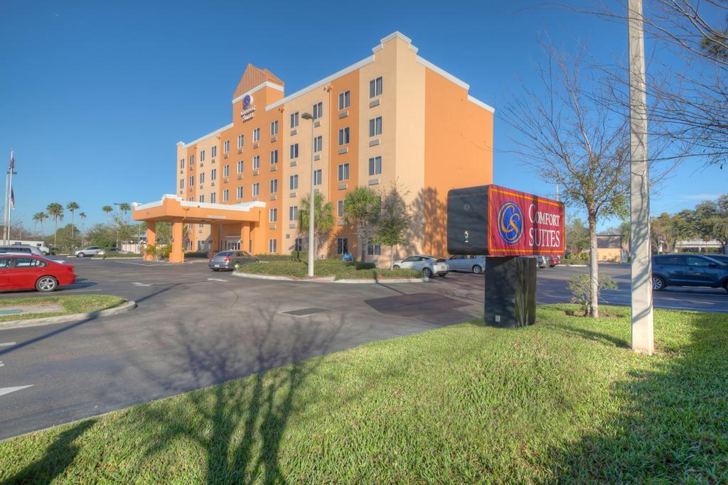 Comfort Suites Tampa Airport North West Chase Eksteriør bilde