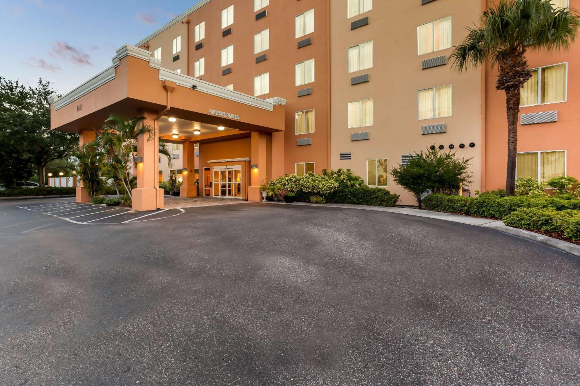 Comfort Suites Tampa Airport North West Chase Eksteriør bilde
