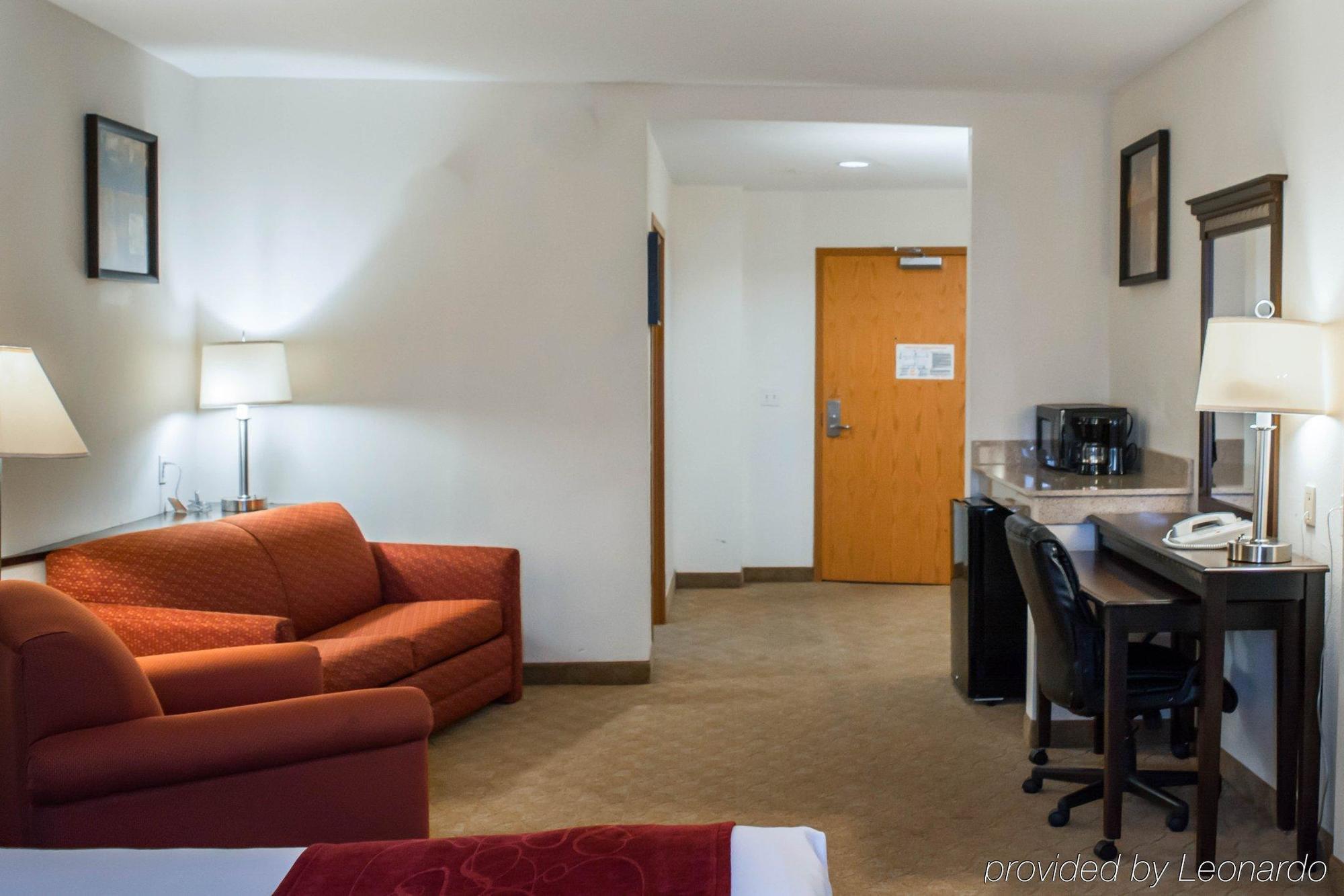 Comfort Suites Tampa Airport North West Chase Eksteriør bilde